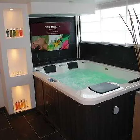 Arcadien Hotel 3*