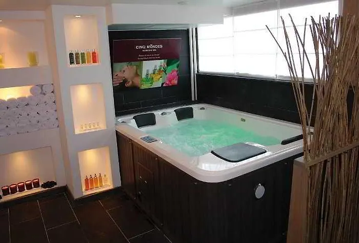 Arcadien Hotel 3*